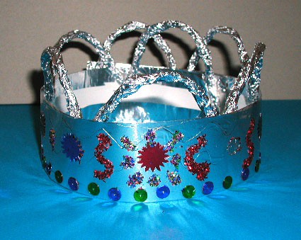 Come fare una corona per vestito re, regina, principessa