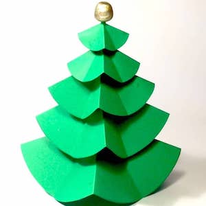 Albero di Natale con la carta